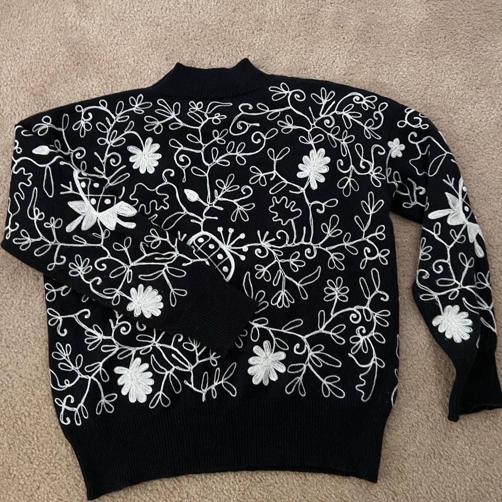 Women wool sweater